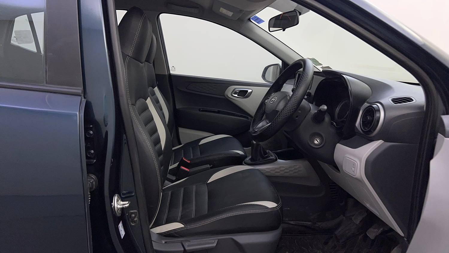 Used 2020 Hyundai Grand i10 Nios Sportz 1.2 Kappa VTVT Petrol Manual interior RIGHT SIDE FRONT DOOR CABIN VIEW