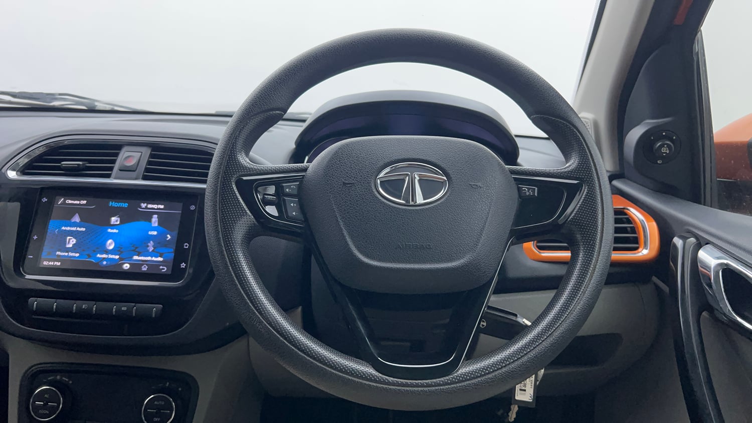 Used 2019 Tata Tiago Revotron XZ Plus Petrol Manual interior STEERING VIEW