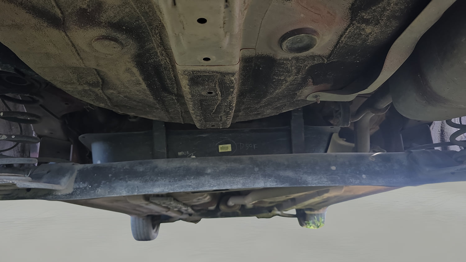 Used 2018 Hyundai Grand i10 Sportz 1.2 Kappa VTVT Petrol Manual extra REAR UNDERBODY VIEW (TAKEN FROM REAR)