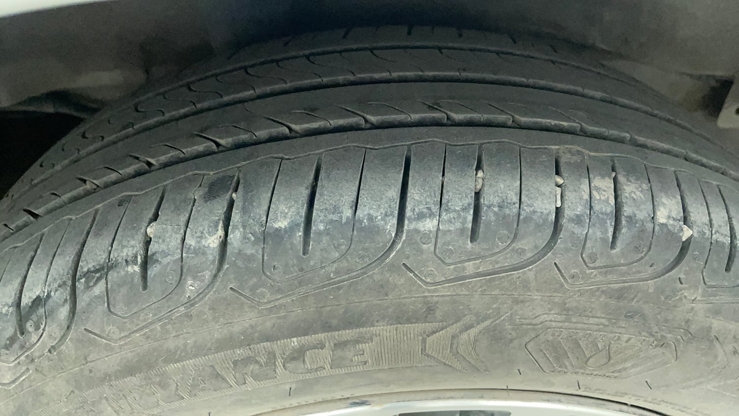 Used 2024 Honda City V Petrol MT Petrol Manual tyres RIGHT REAR TYRE TREAD VIEW