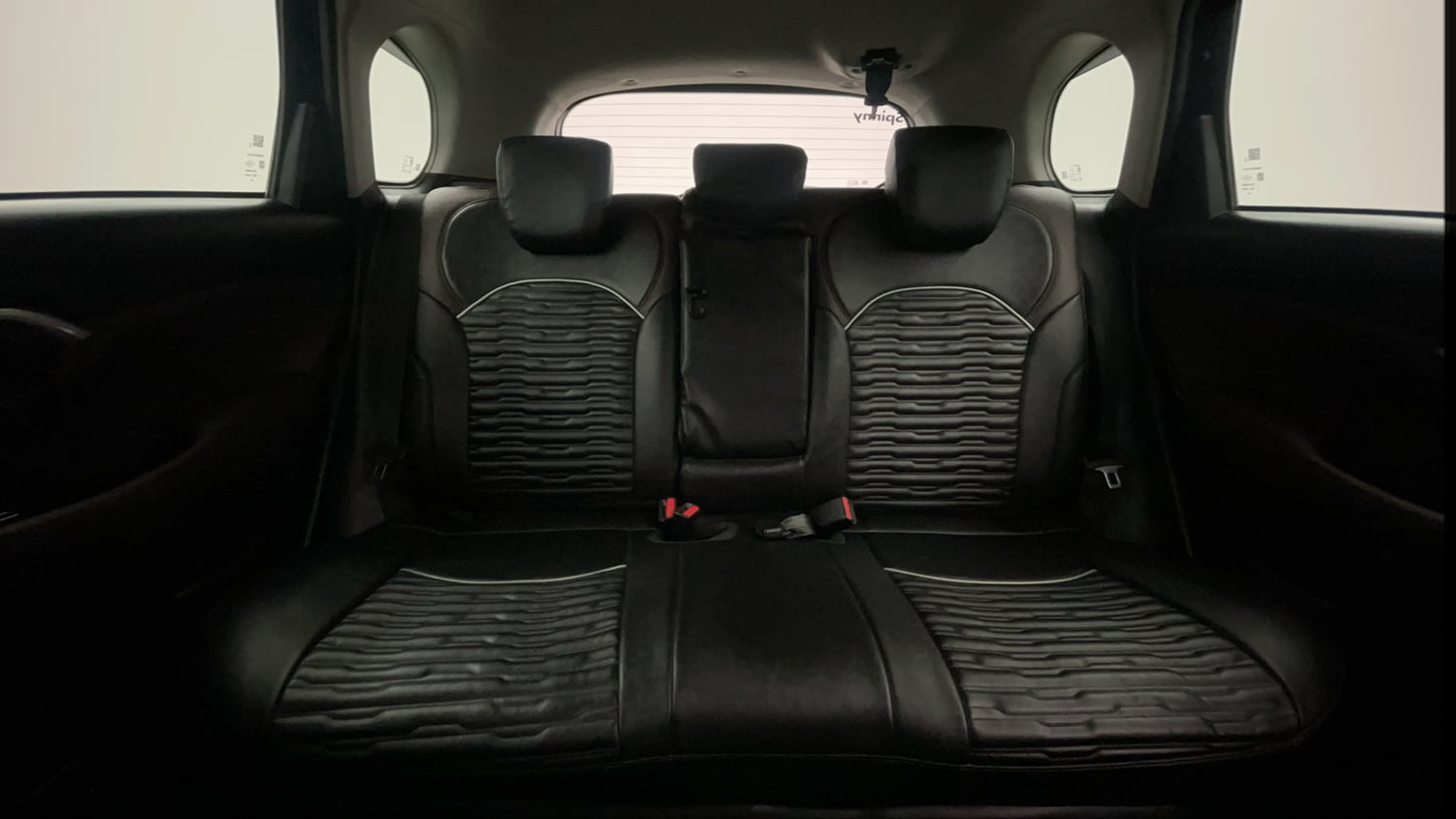 Used 2023 Maruti Suzuki Grand Vitara Zeta Smart Hybrid Petrol Manual interior REAR SEAT CONDITION VIEW