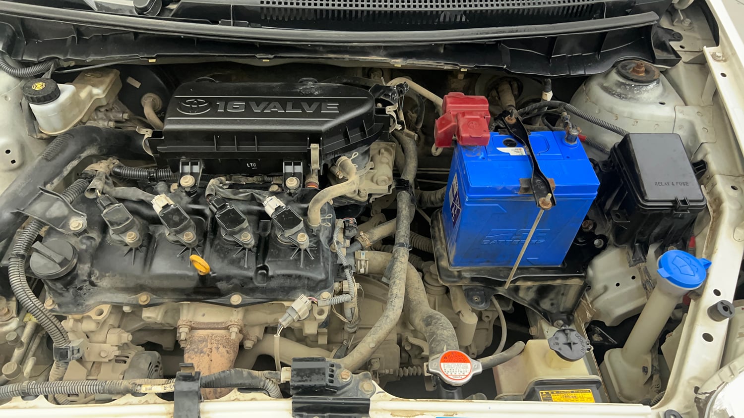 Used 2017 Toyota Platinum Etios V Petrol Manual engine ENGINE LEFT SIDE VIEW