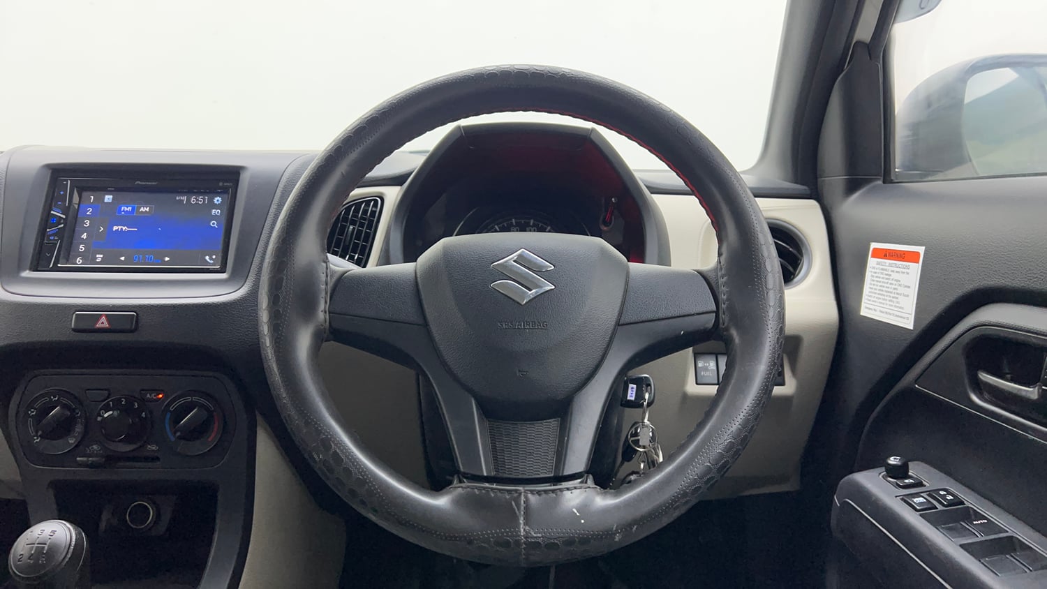 Used 2022 Maruti Suzuki Wagon R LXi (O) 1.0 CNG Cng Manual interior STEERING VIEW