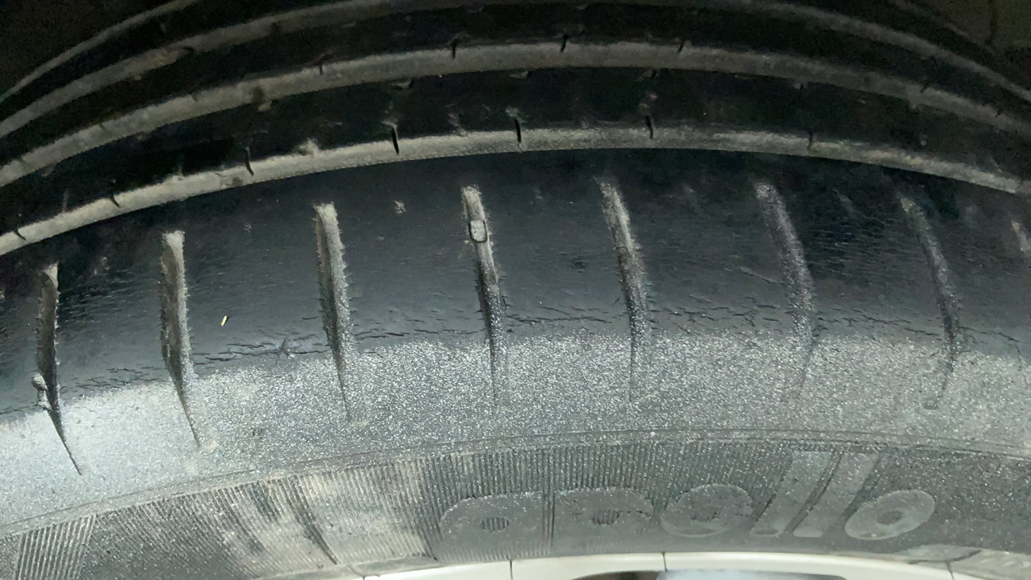 Used 2020 Maruti Suzuki Baleno Zeta Petrol Manual tyres RIGHT FRONT TYRE TREAD VIEW