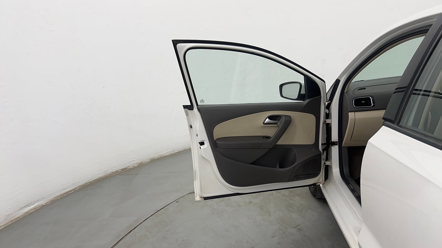 Used 2013 Volkswagen Vento Highline Petrol Petrol Manual interior LEFT FRONT DOOR OPEN VIEW