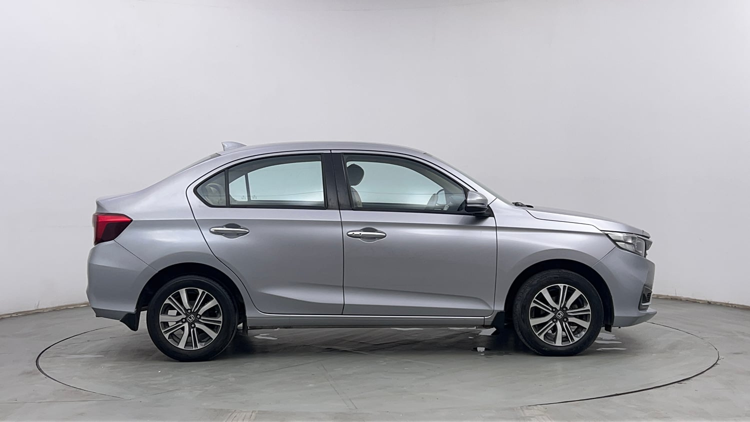 Used 2023 Honda Amaze VX CVT 1.2 Petrol Petrol Automatic exterior RIGHT SIDE VIEW