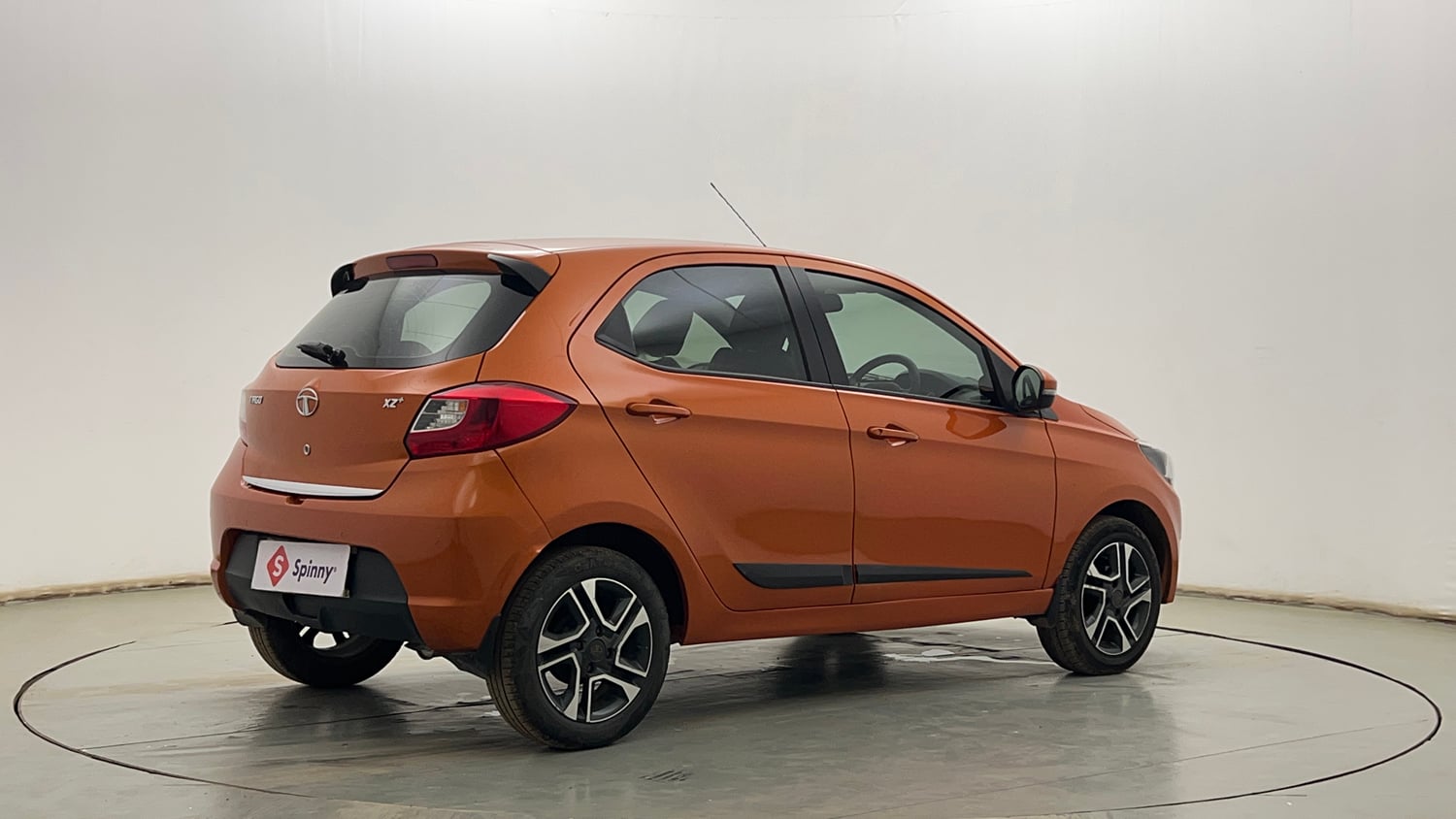 Used 2019 Tata Tiago Revotron XZ Plus Petrol Manual exterior RIGHT REAR CORNER VIEW