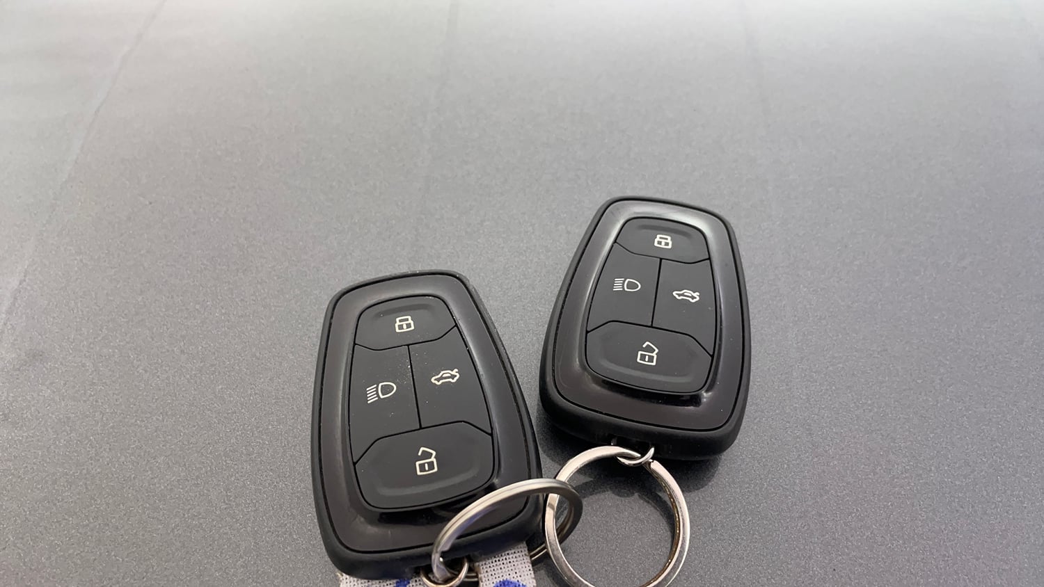 Used 2022 Tata Punch Creative Dual Tone Petrol Manual extra CAR KEY VIEW
