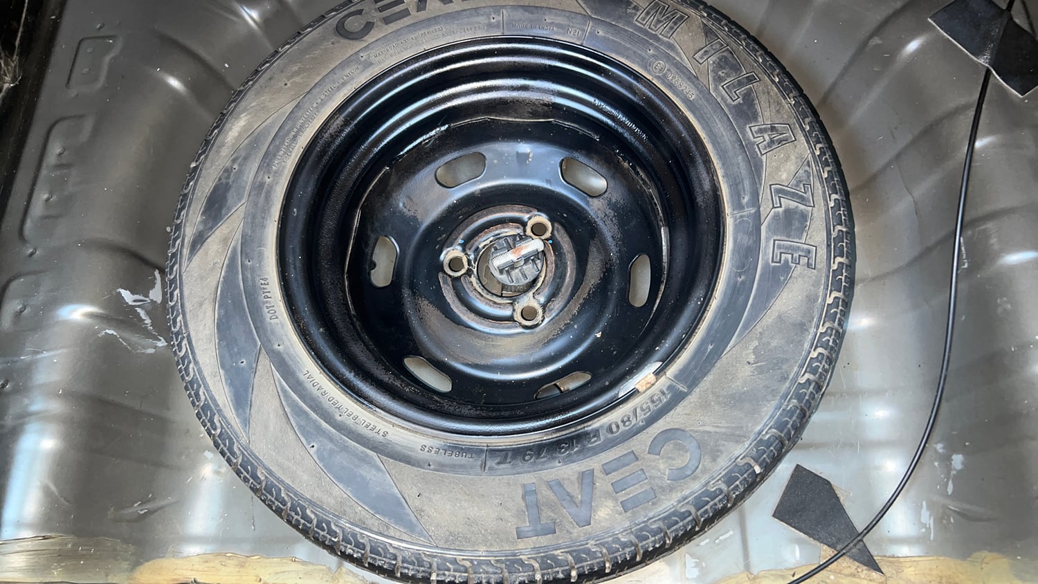 Used 2017 Renault Kwid 1.0 RXT Petrol Manual tyres SPARE TYRE VIEW
