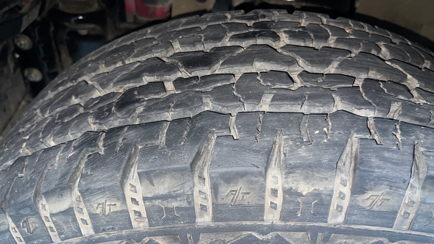 Used 2024 Mahindra Thar LX Hard Top Petrol AT RWD Petrol Automatic tyres LEFT FRONT TYRE TREAD VIEW