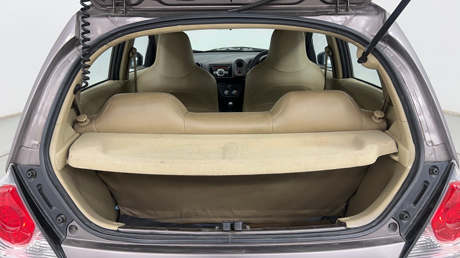 Used 2013 Honda Brio S MT Petrol Manual interior DICKY INSIDE VIEW