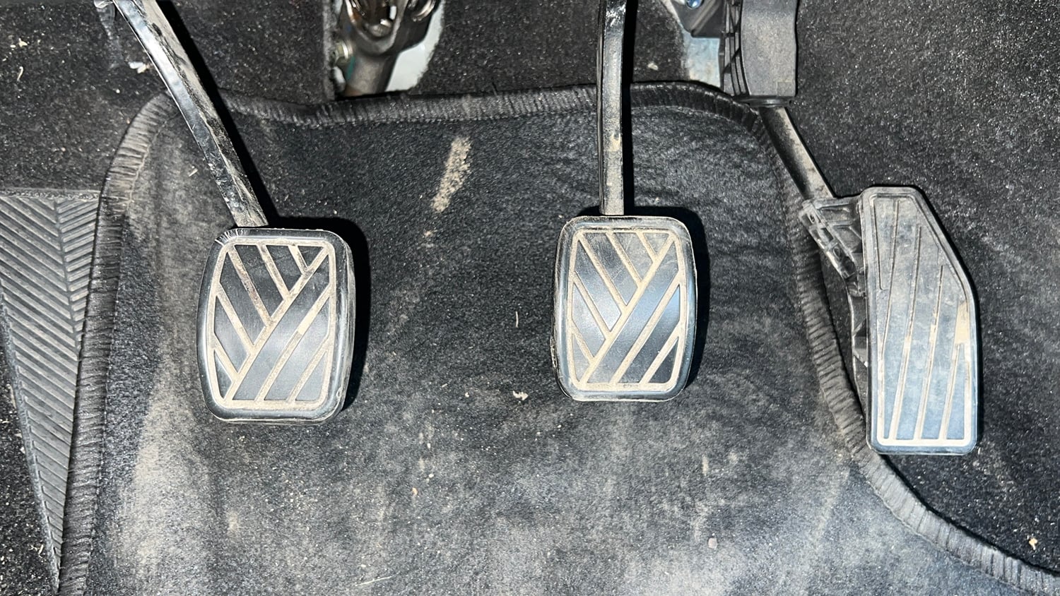 Used 2017 Maruti Suzuki Baleno Delta 1.2 Petrol Manual interior PEDALS VIEW