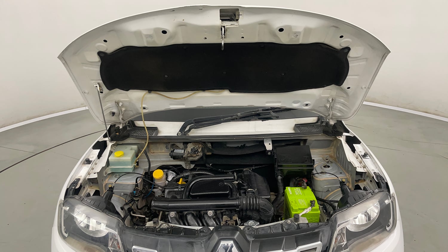 Used 2017 Renault Kwid 1.0 RXL Petrol Manual engine ENGINE & BONNET OPEN FRONT VIEW