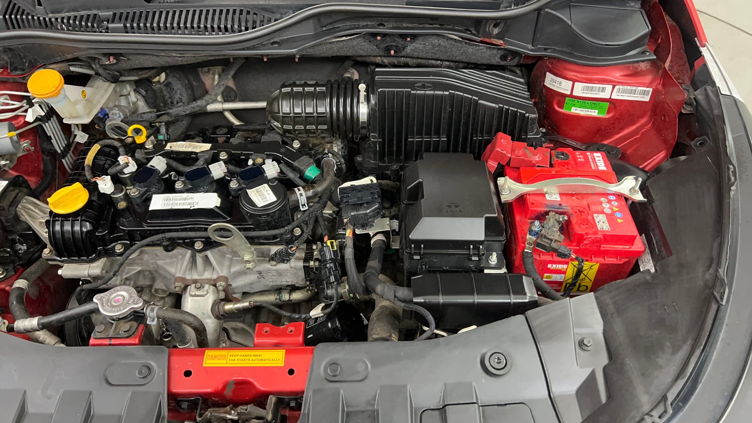 Used 2021 Tata Altroz XZ Petrol Petrol Manual engine ENGINE LEFT SIDE VIEW