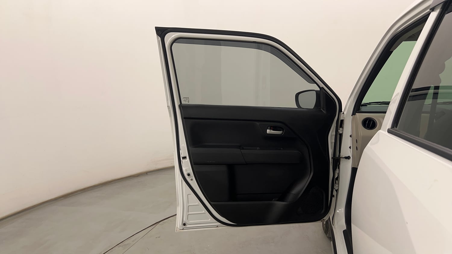 Used 2025 Maruti Suzuki Wagon R VXI 1.0 CNG Cng Manual interior LEFT FRONT DOOR OPEN VIEW