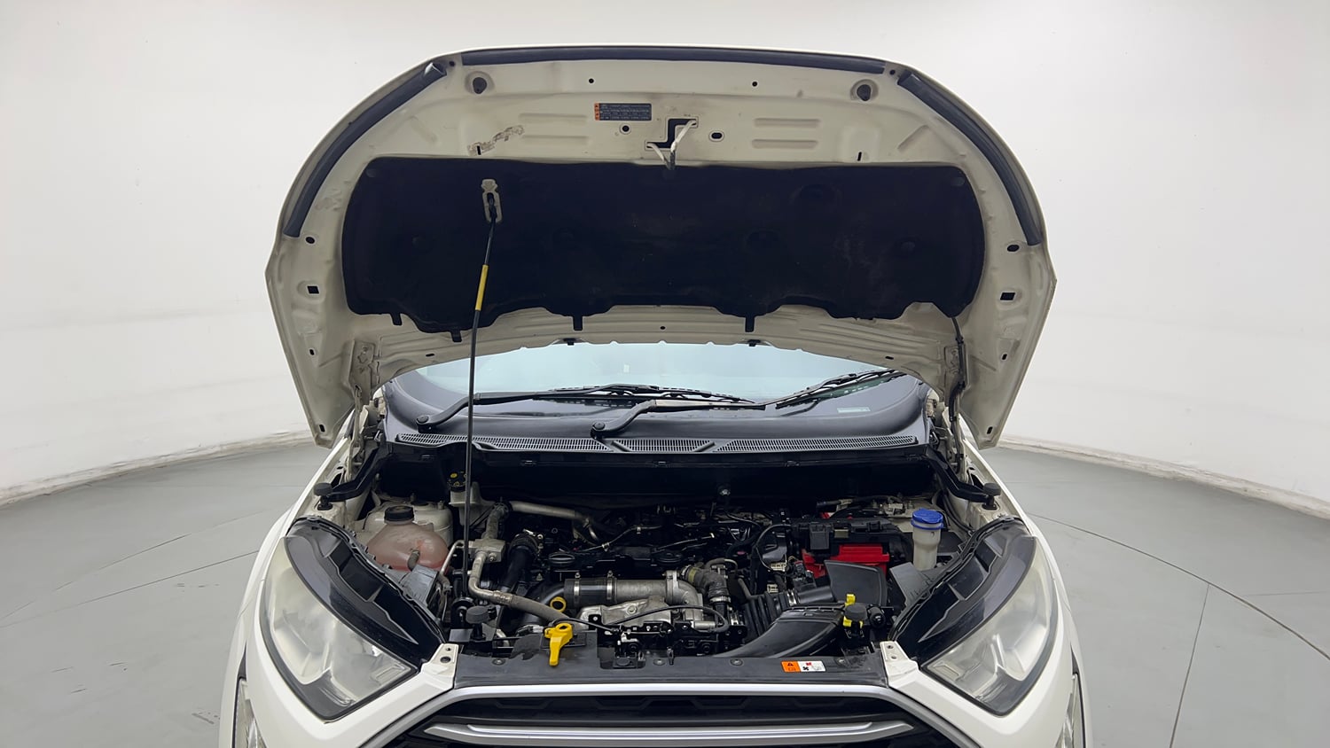 Used 2018 Ford EcoSport Trend 1.5L TDCi Diesel Manual engine ENGINE & BONNET OPEN FRONT VIEW