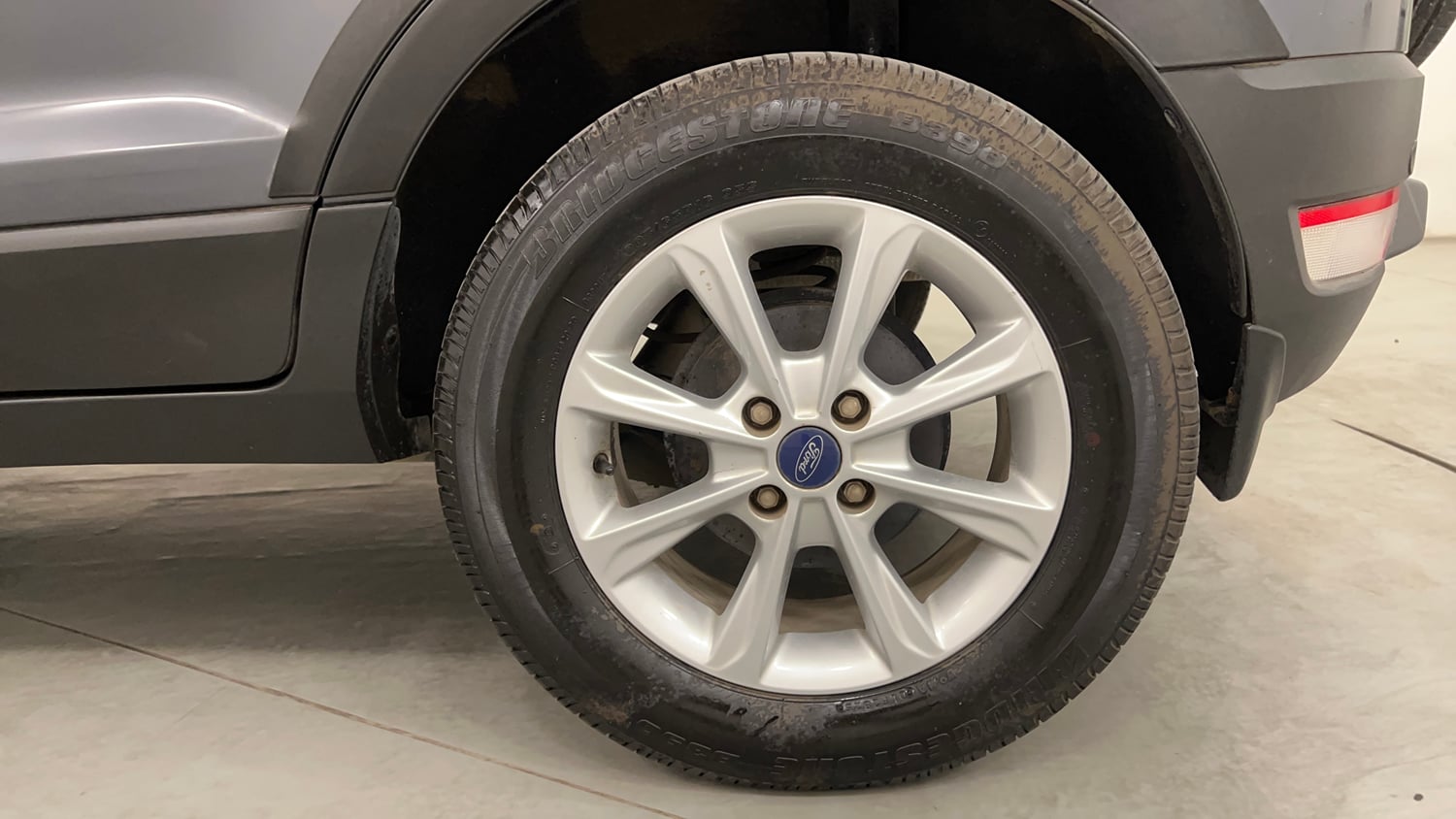 Used 2021 Ford EcoSport Titanium 1.5L Ti-VCT Petrol Manual tyres LEFT REAR TYRE RIM VIEW