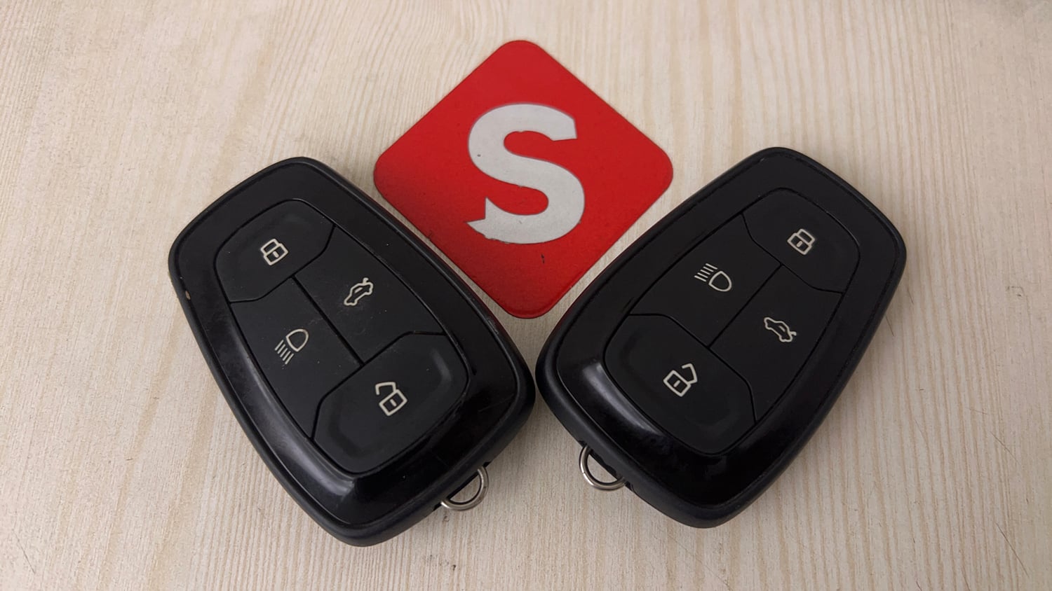 Used 2022 Tata Nexon XZA Plus Diesel Diesel Automatic extra CAR KEY VIEW