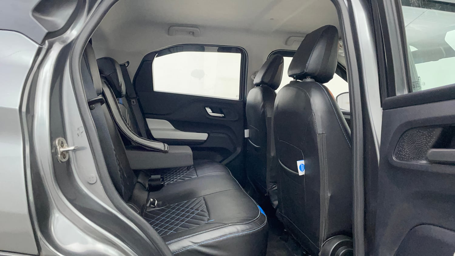 Used 2022 Tata Punch Creative Dual Tone Petrol Manual interior RIGHT SIDE REAR DOOR CABIN VIEW