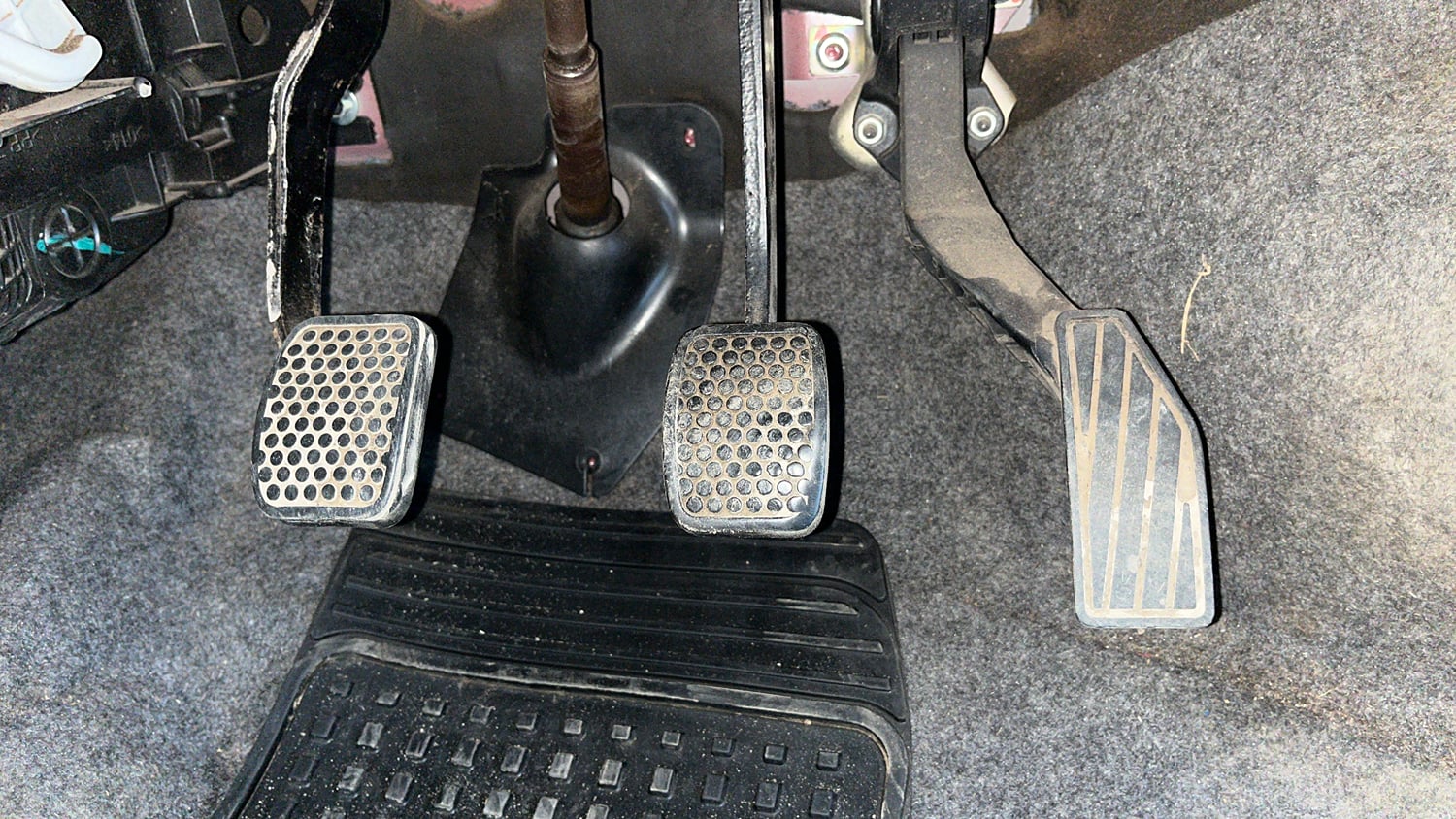 Used 2018 Maruti Suzuki Alto K10 VXi (O) Petrol Manual interior PEDALS VIEW