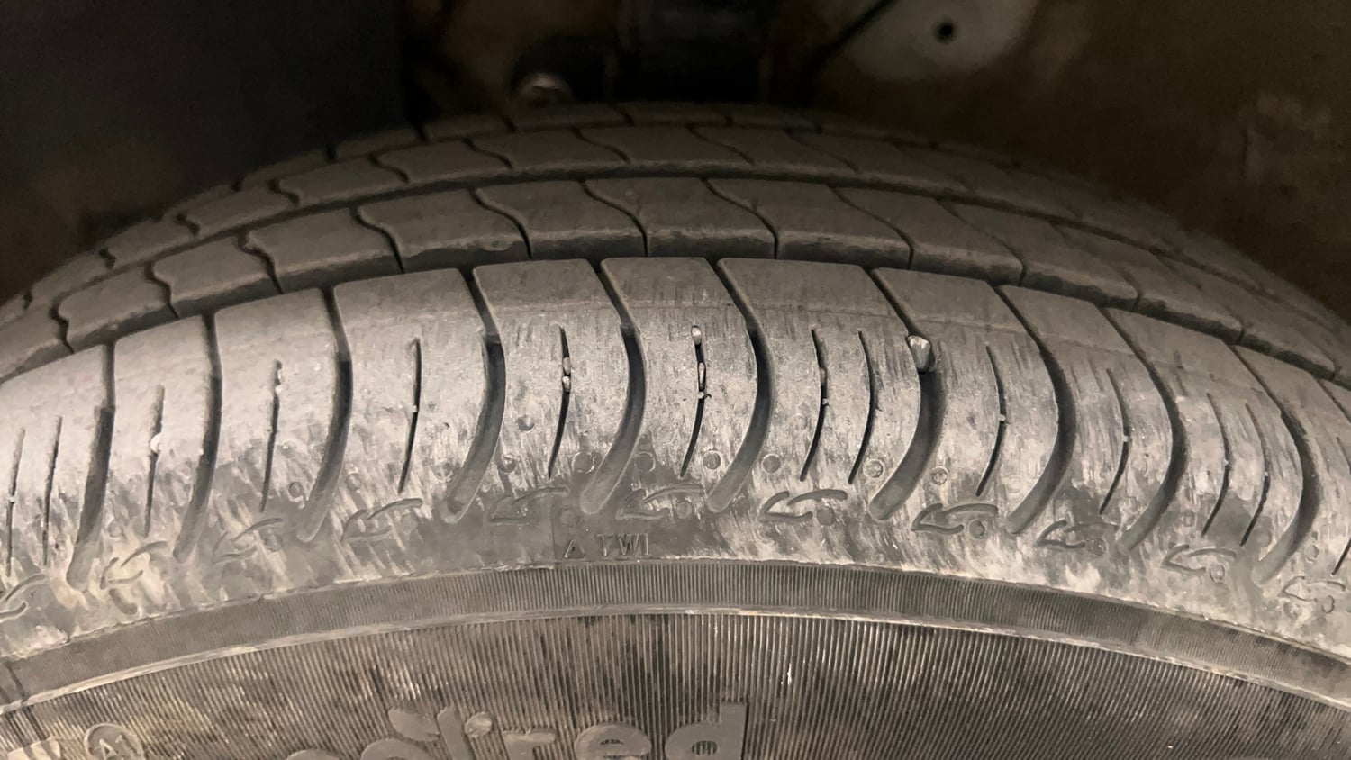 Used 2025 Maruti Suzuki Wagon R VXI 1.0 CNG Cng Manual tyres LEFT FRONT TYRE TREAD VIEW