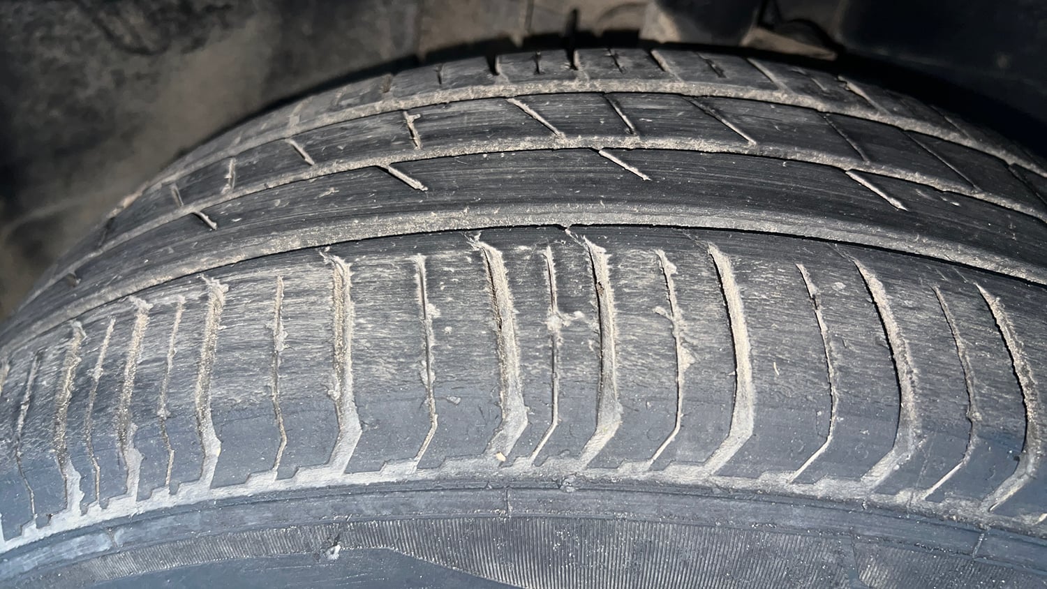Used 2022 Tata Punch Pure MT Petrol Manual tyres RIGHT FRONT TYRE TREAD VIEW