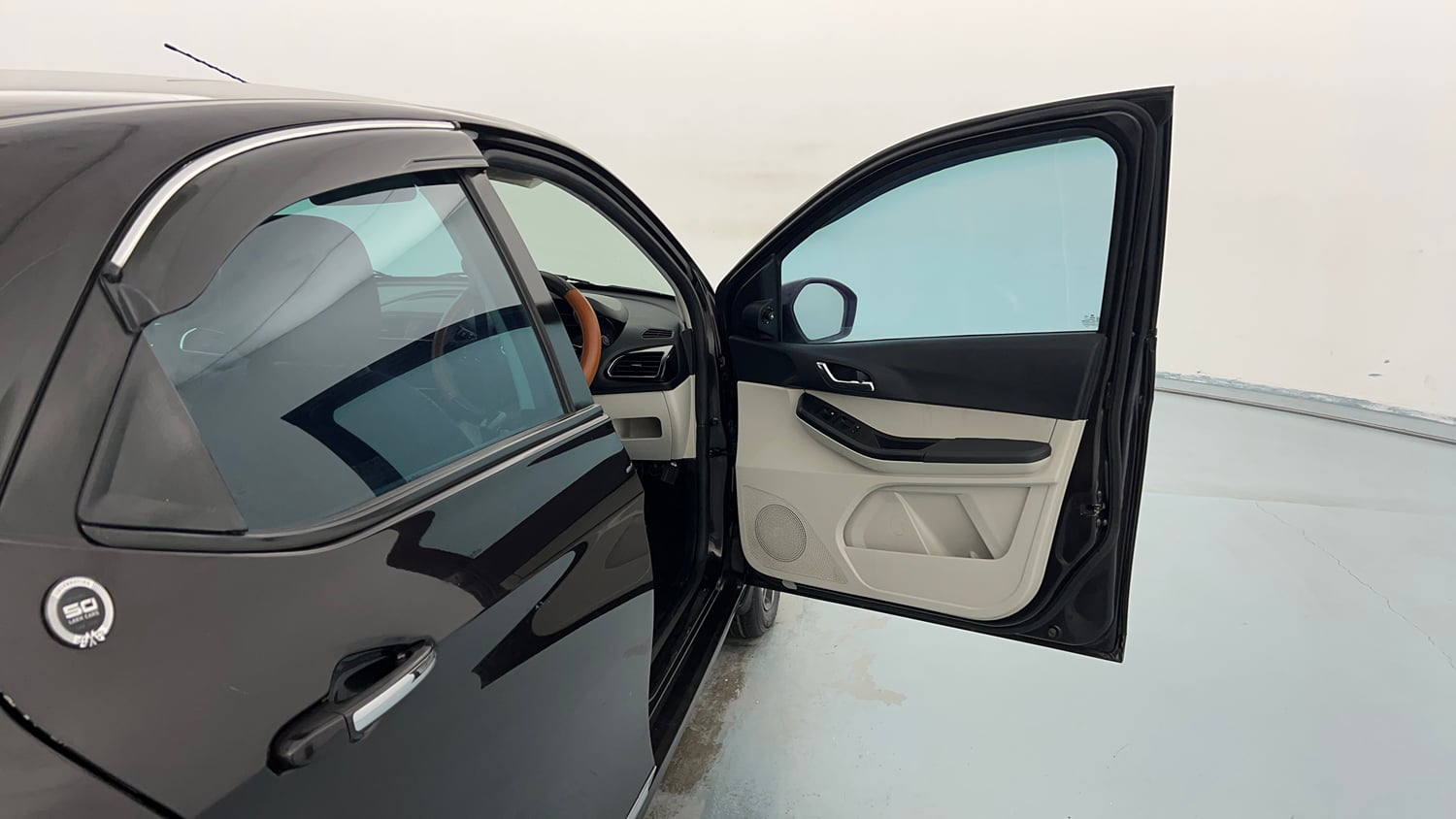 Used 2023 Tata Tiago XZ Plus Petrol Manual interior RIGHT FRONT DOOR OPEN VIEW