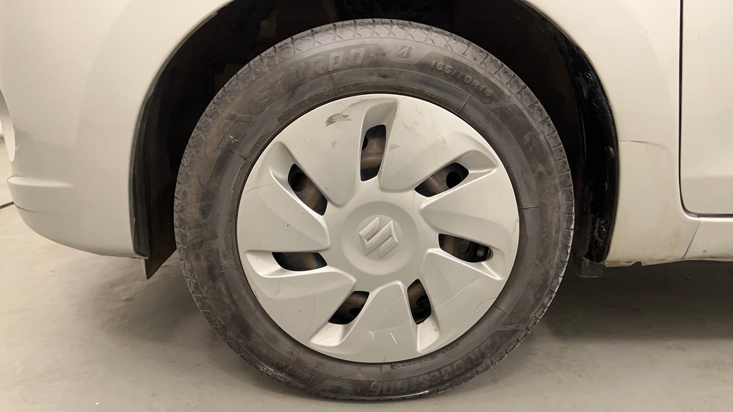 Used 2017 Maruti Suzuki Celerio VXi CNG Cng Manual tyres LEFT FRONT TYRE RIM VIEW