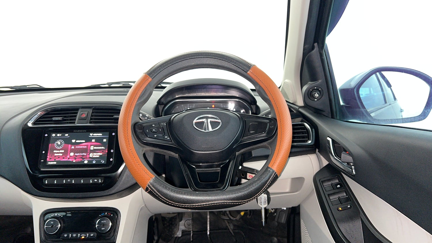 Used 2023 Tata Tiago XZ Plus Petrol Manual interior STEERING VIEW
