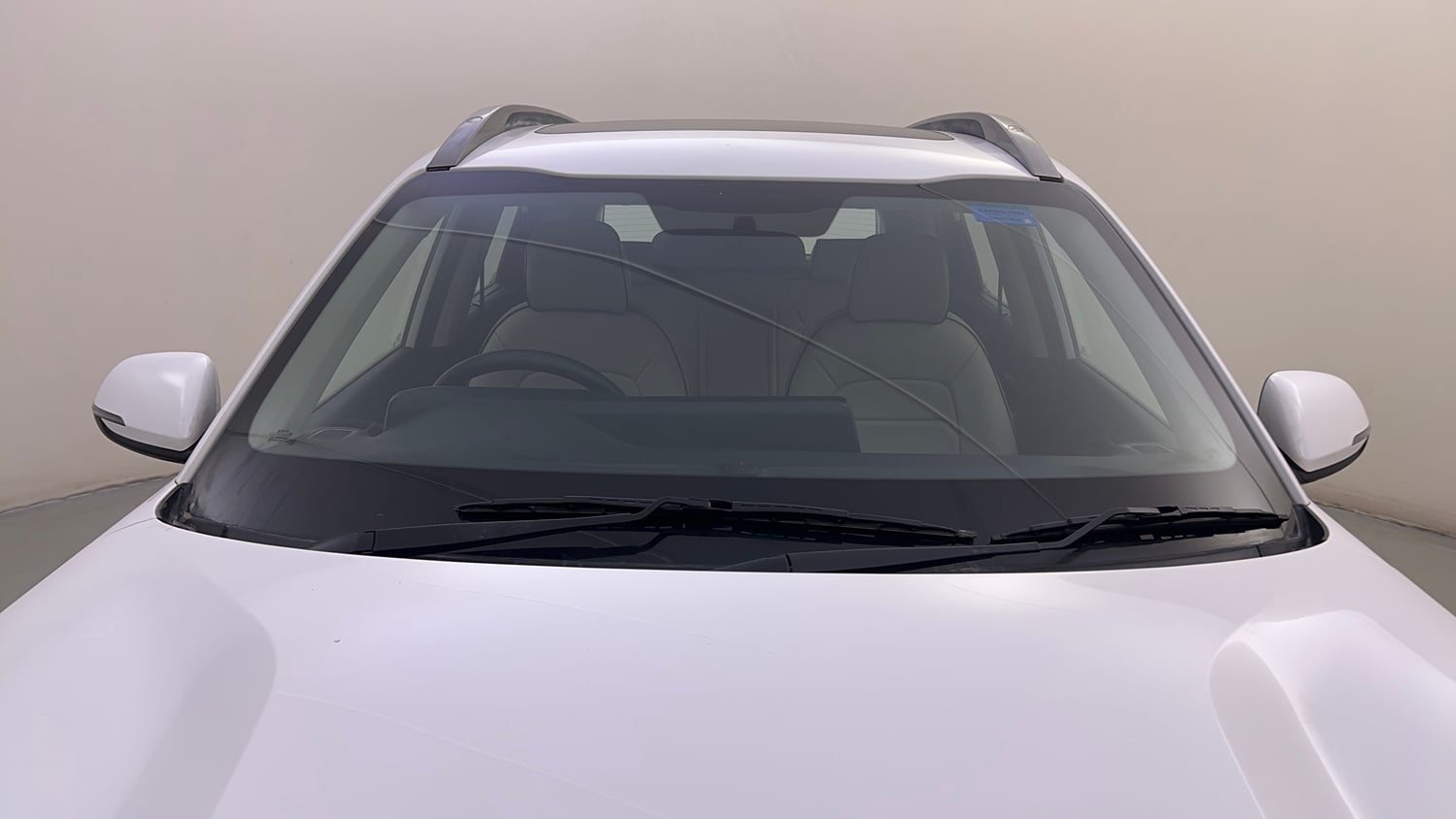 Used 2022 Kia Sonet Anniversary Edition 1.0 iMT Petrol Manual exterior FRONT WINDSHIELD VIEW