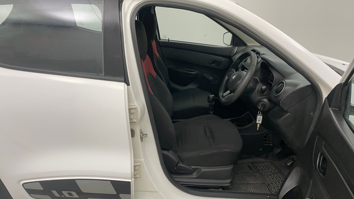Used 2017 Renault Kwid 1.0 RXL Petrol Manual interior RIGHT SIDE FRONT DOOR CABIN VIEW