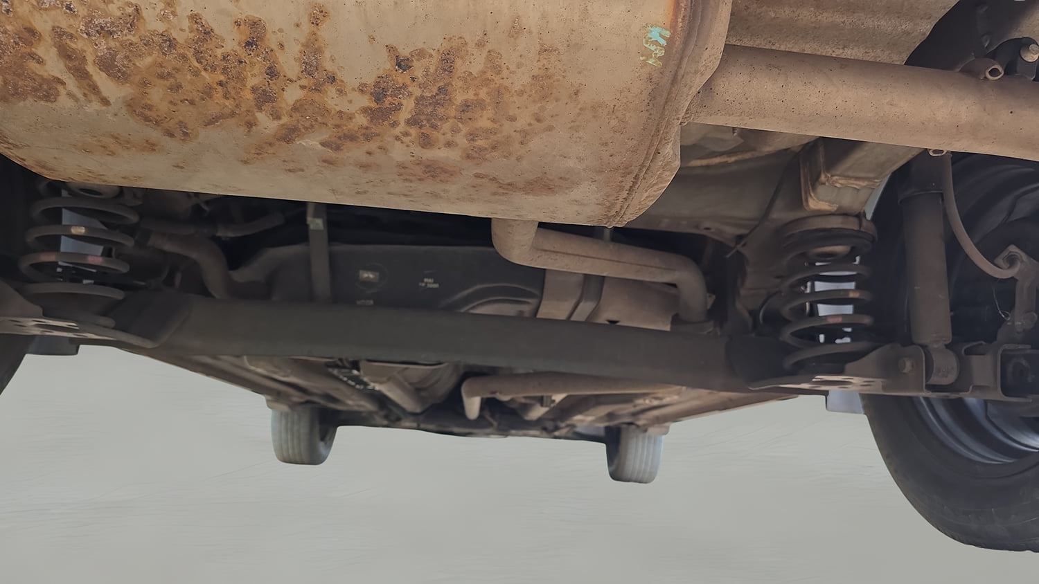 Used 2018 Hyundai Creta S 1.4 CRDI Diesel Manual extra REAR RIGHT UNDERBODY VIEW