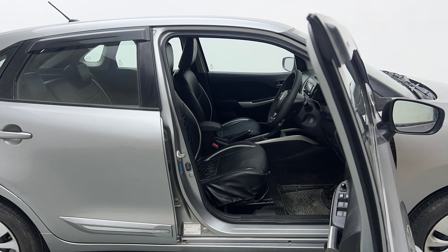 Used 2016 Maruti Suzuki Baleno Delta 1.2 AT Petrol Automatic interior RIGHT SIDE FRONT DOOR CABIN VIEW