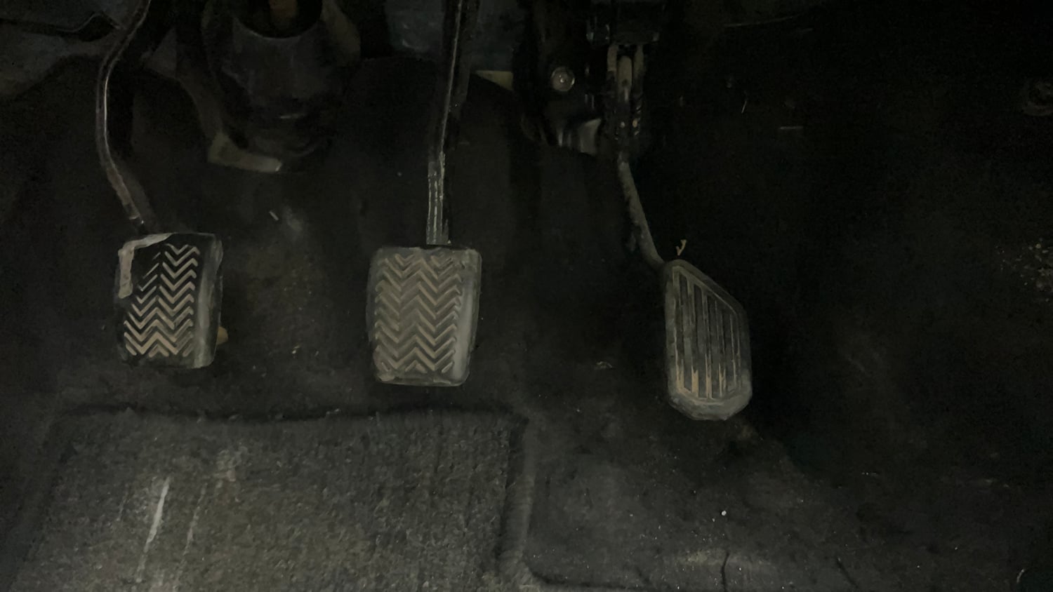 Used 2017 Toyota Platinum Etios V Petrol Manual interior PEDALS VIEW