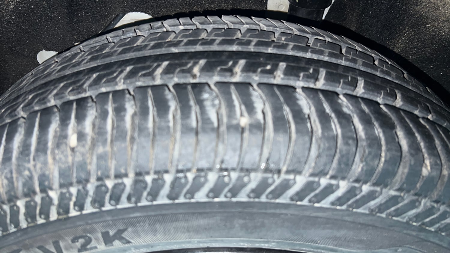 Used 2018 Ford EcoSport Trend 1.5L TDCi Diesel Manual tyres LEFT REAR TYRE TREAD VIEW