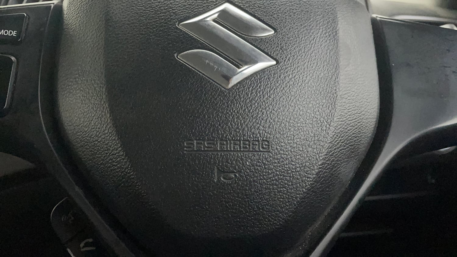 Used 2020 Maruti Suzuki Baleno Zeta Petrol Manual top_features Airbags