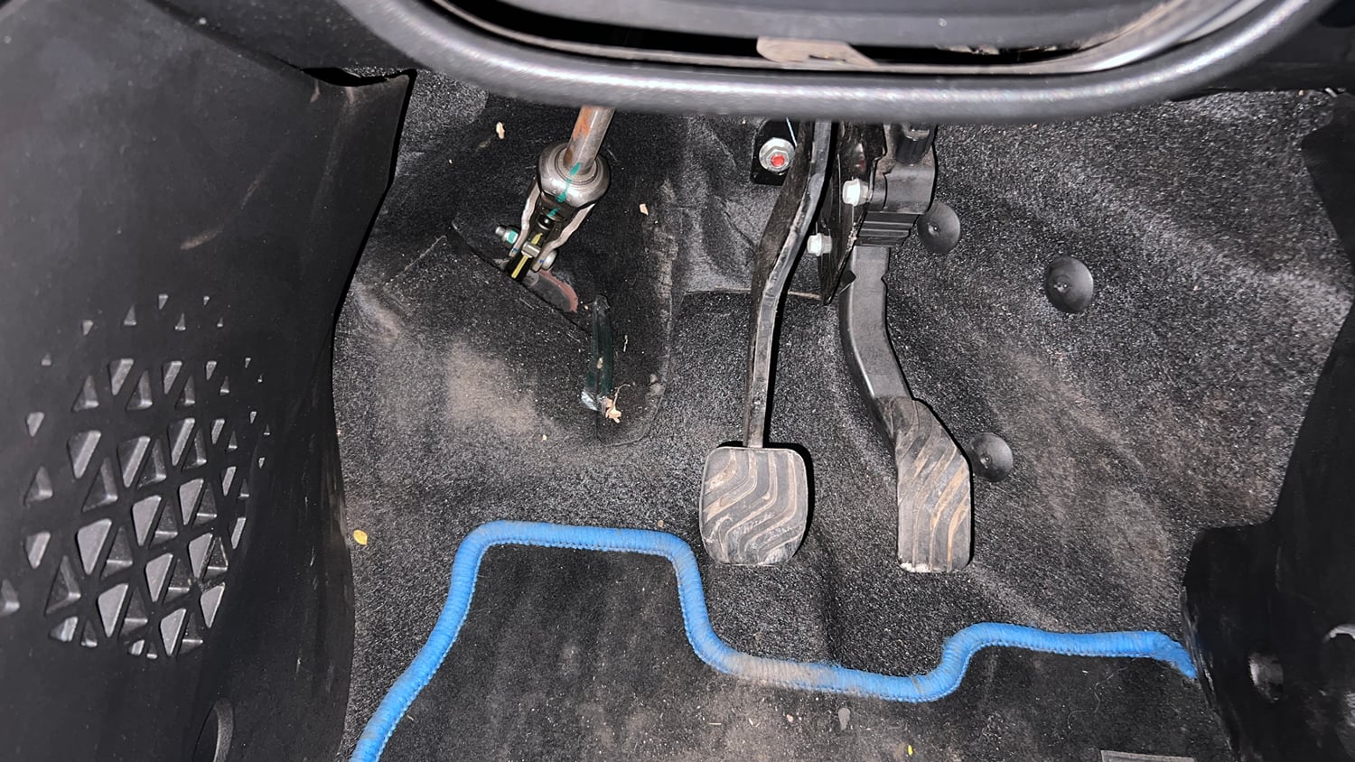 Used 2023 Renault Kiger RXZ AMT Dual Tone Petrol Automatic interior PEDALS VIEW