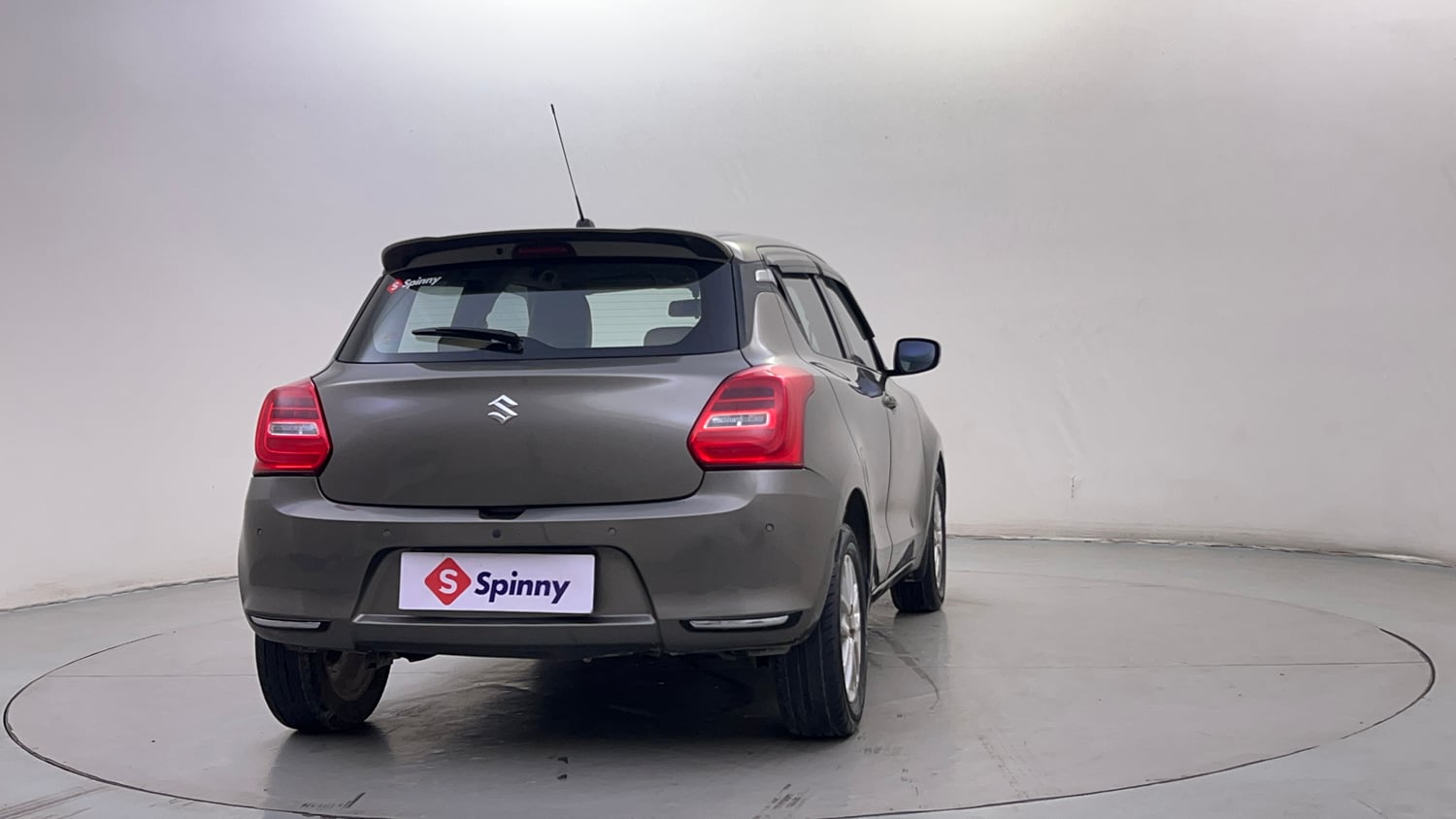 Used 2018 Maruti Suzuki Swift ZXi AMT Petrol Automatic exterior RIGHT REAR CORNER VIEW