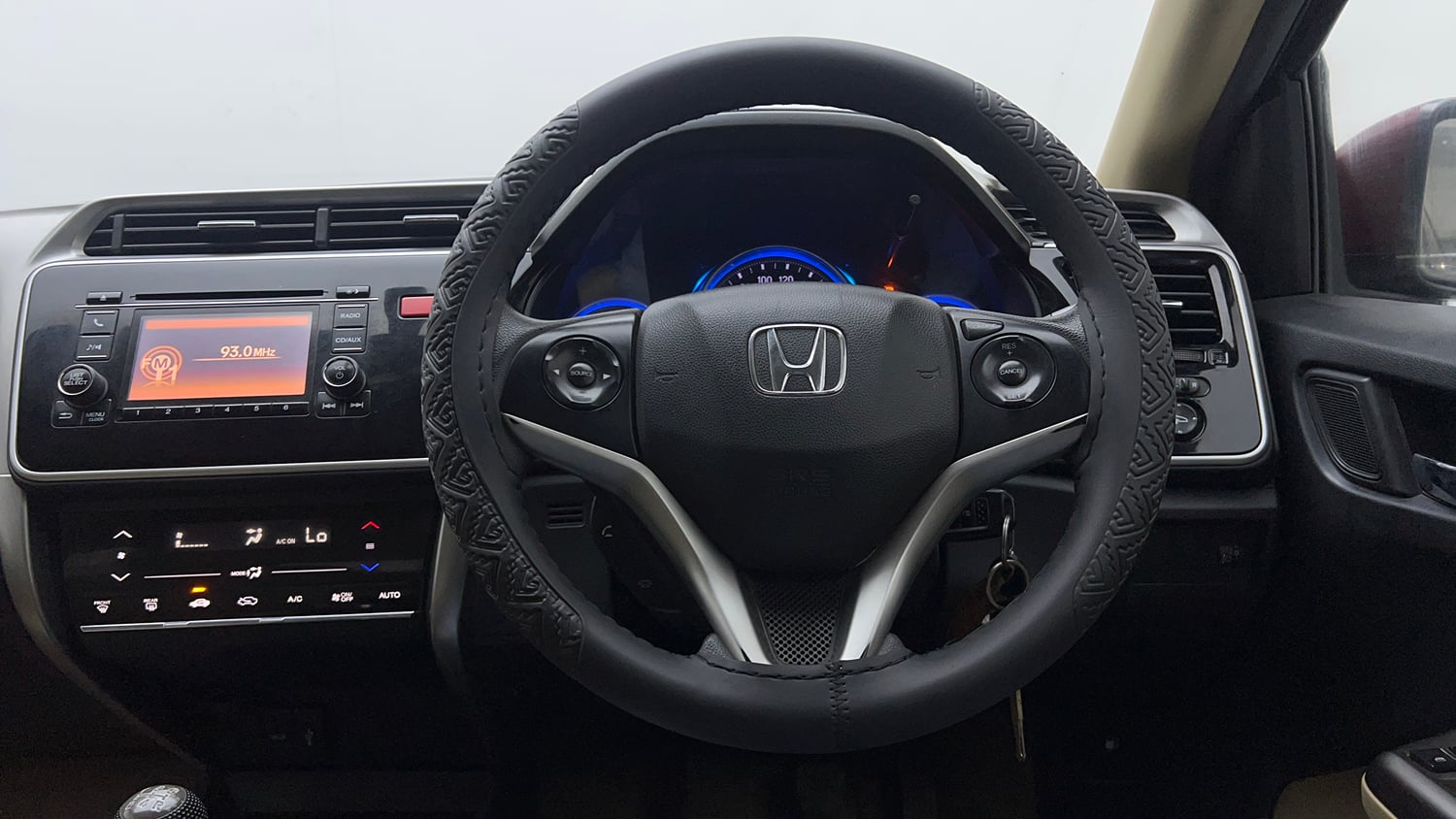 Used 2015 Honda City V Petrol Manual interior STEERING VIEW