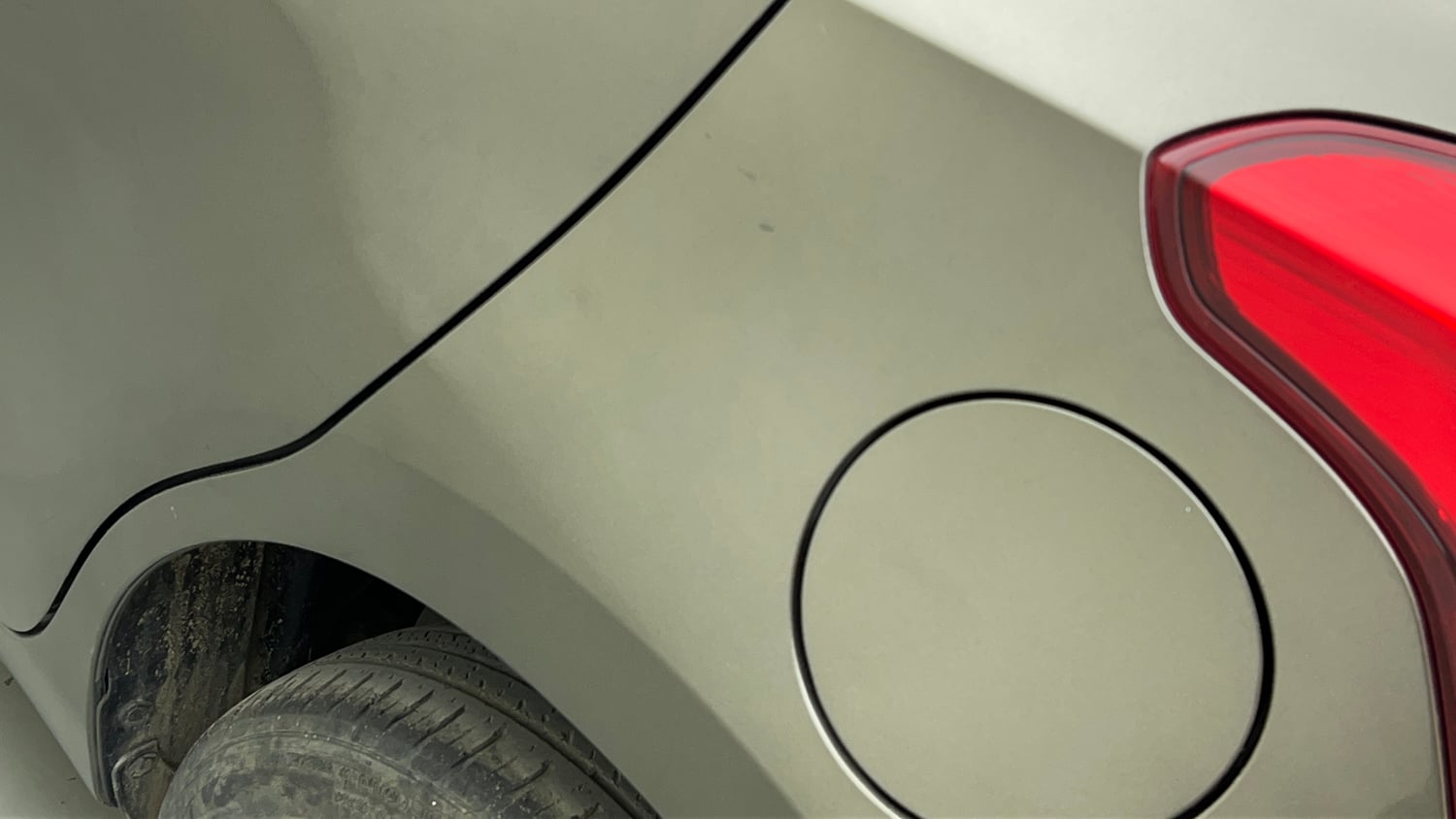 Used 2020 Maruti Suzuki Swift LXi Petrol Manual dents MINOR DENT