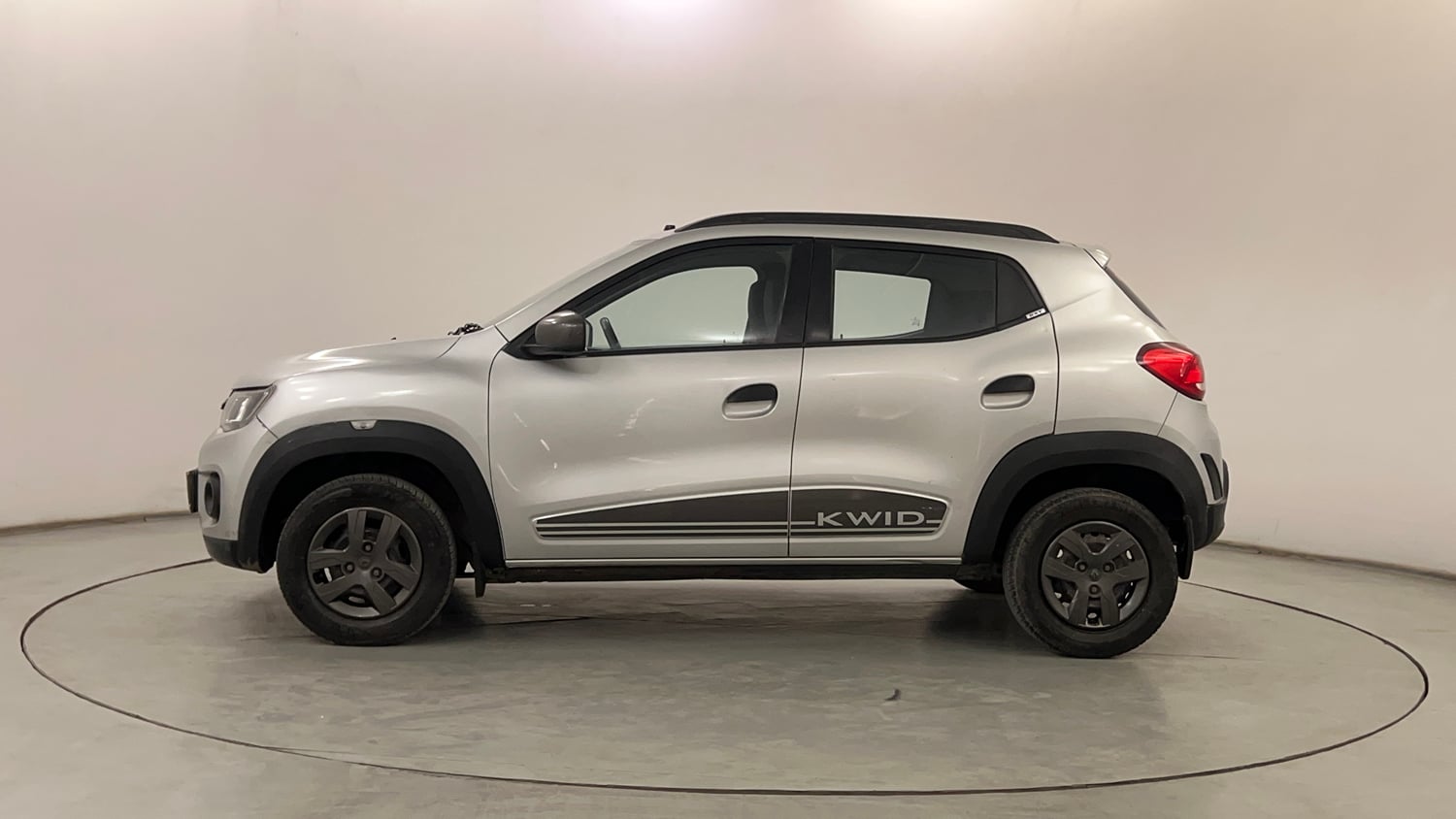 Used 2019 Renault Kwid 1.0 RXT AMT Opt Petrol Automatic exterior LEFT SIDE VIEW