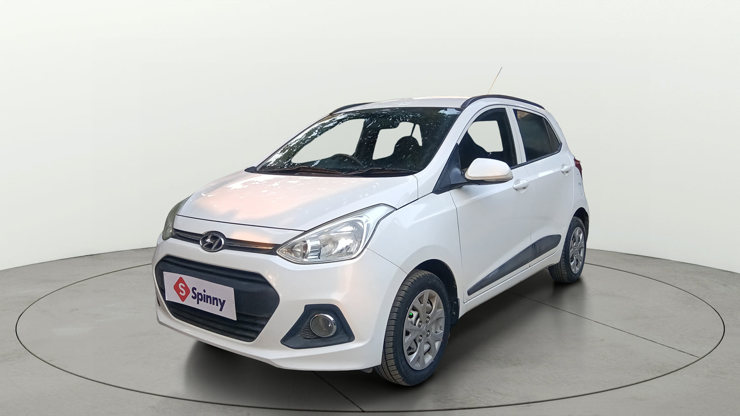 Used 2015 Hyundai Grand i10 Sportz 1.2 Kappa VTVT Petrol Manual exterior LEFT FRONT CORNER VIEW