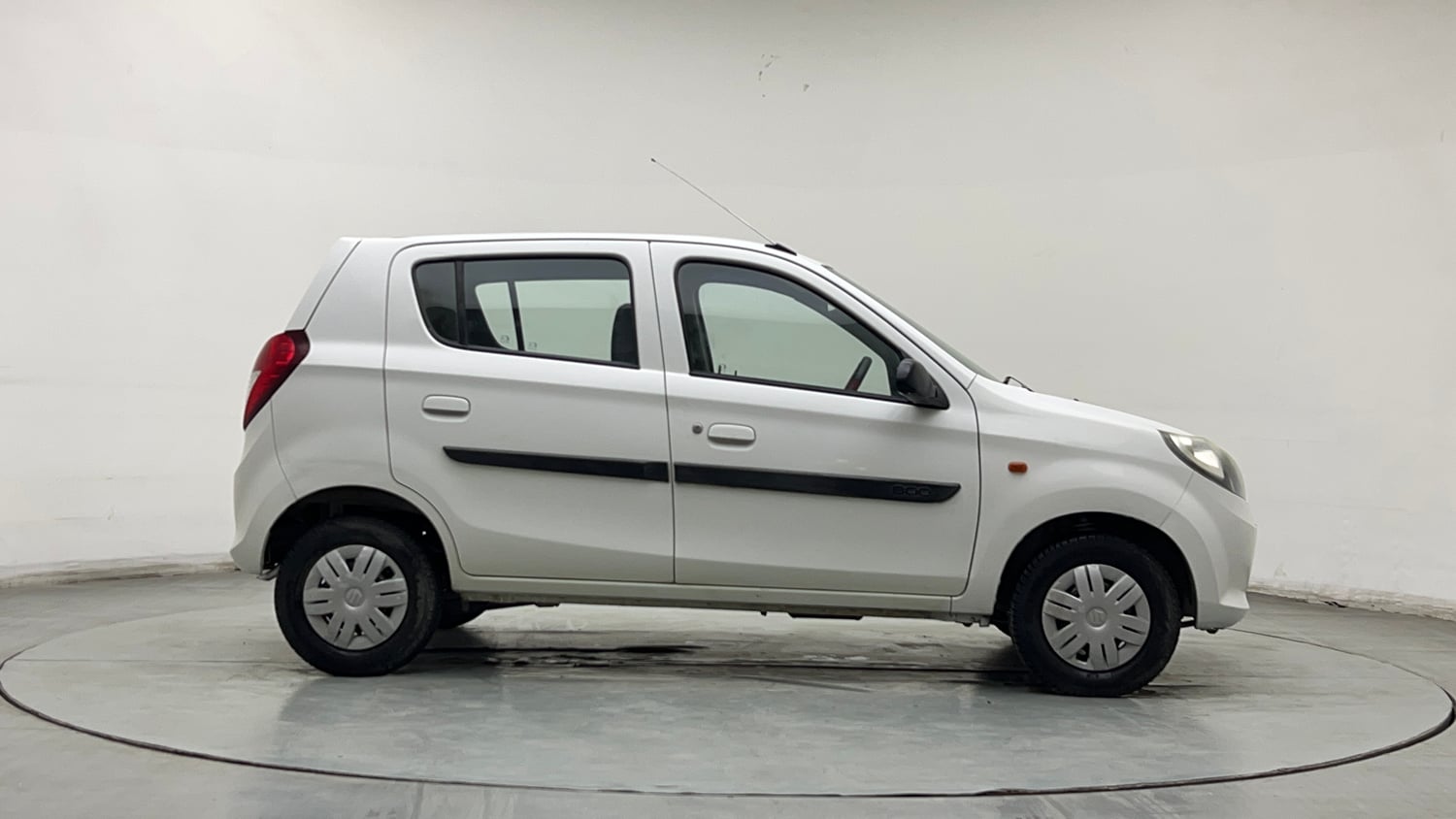 Used 2013 Maruti Suzuki Alto 800 Lxi Petrol Manual exterior RIGHT SIDE VIEW