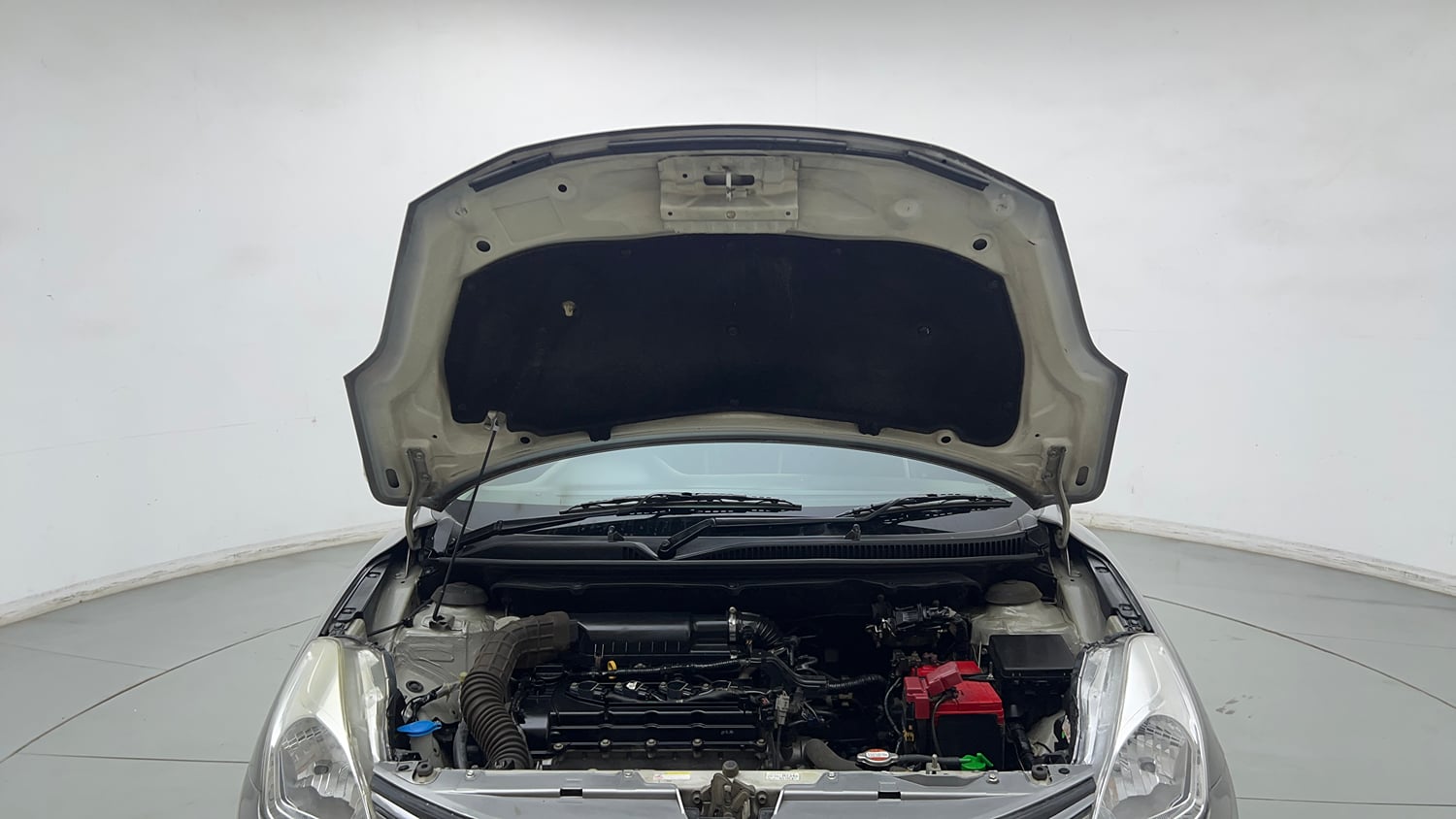 Used 2016 Maruti Suzuki Baleno Delta 1.2 AT Petrol Automatic engine ENGINE & BONNET OPEN FRONT VIEW