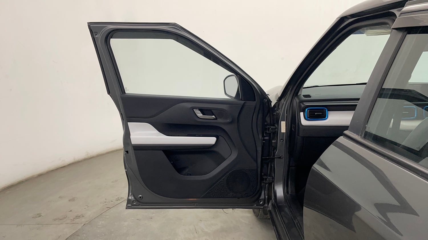 Used 2022 Tata Punch Creative Dual Tone Petrol Manual interior LEFT FRONT DOOR OPEN VIEW