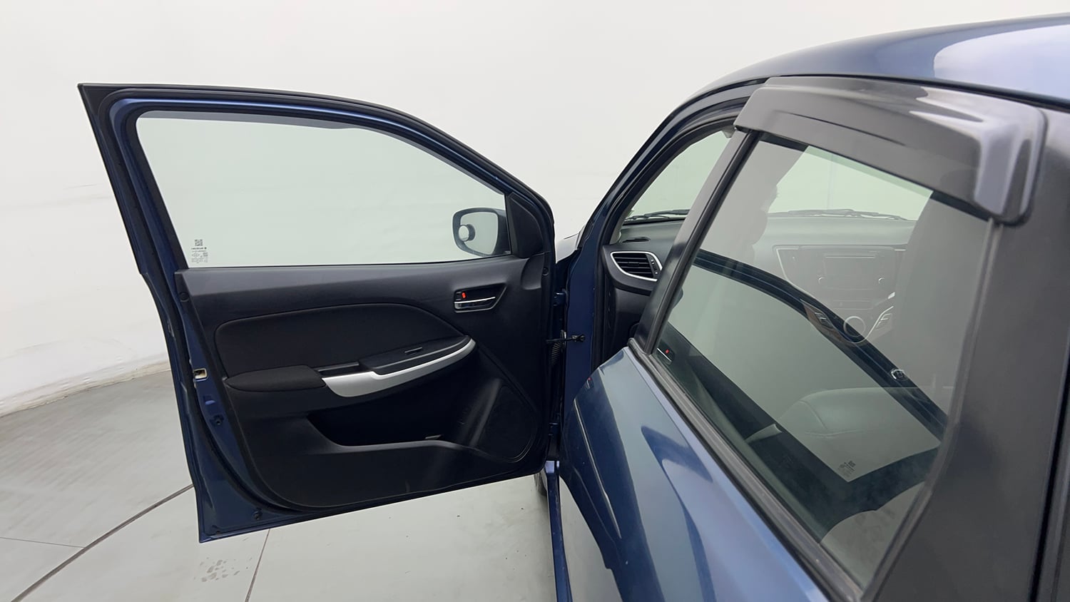 Used 2017 Maruti Suzuki Baleno Delta 1.2 Petrol Manual interior LEFT FRONT DOOR OPEN VIEW