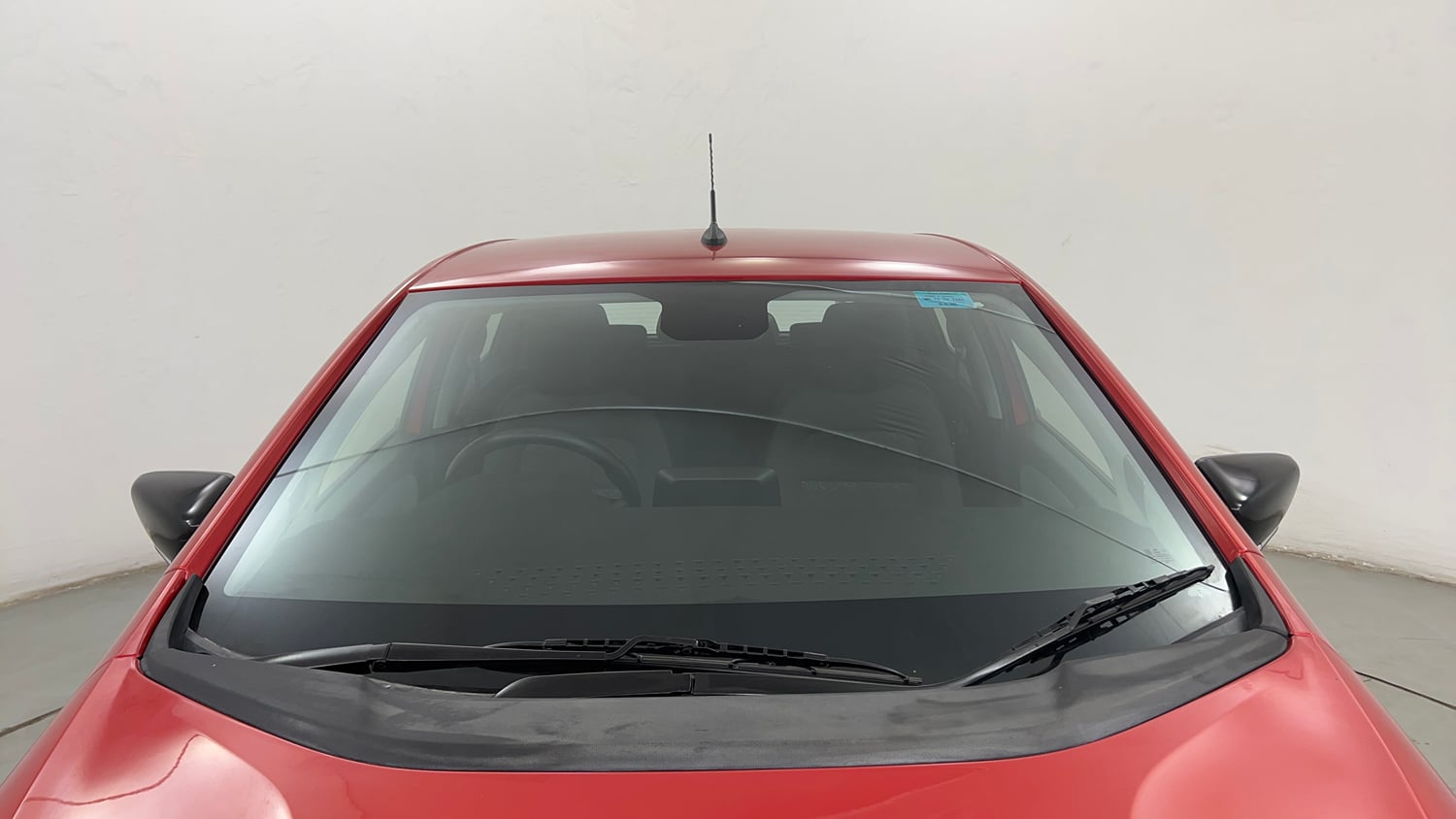 Used 2021 Tata Altroz XZ Petrol Petrol Manual exterior FRONT WINDSHIELD VIEW