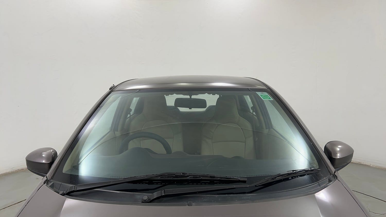 Used 2013 Honda Brio S MT Petrol Manual exterior FRONT WINDSHIELD VIEW