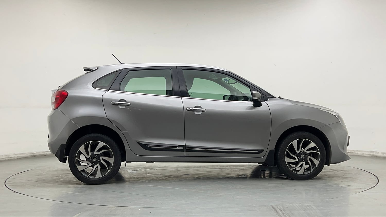 Used 2020 Maruti Suzuki Baleno Alpha Automatic Petrol Automatic exterior RIGHT SIDE VIEW