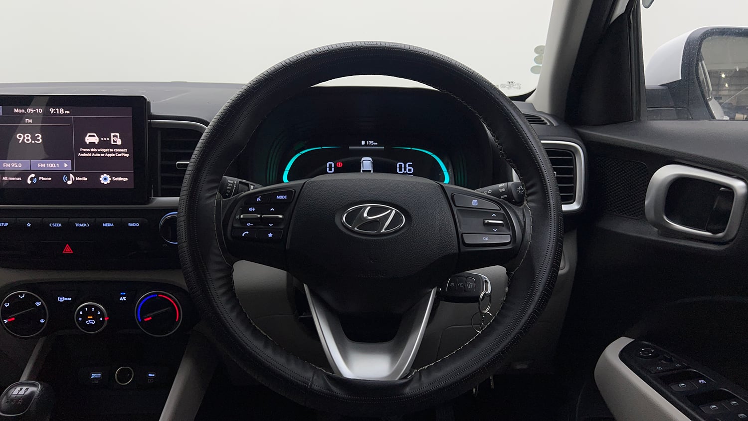 Used 2025 Hyundai Venue S (O) Plus 1.2 Petrol Petrol Manual interior STEERING VIEW